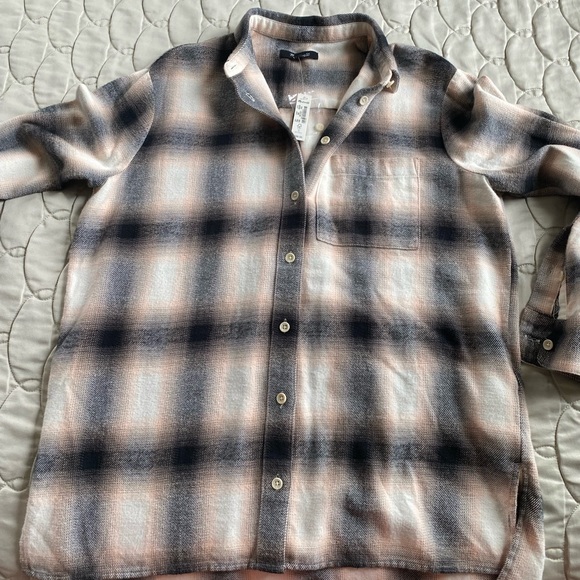 Madewell Oversized Flannel - Picture 4 of 16